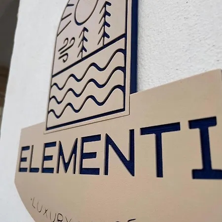 Elementi Luxury House Hébergement de vacances Otrante